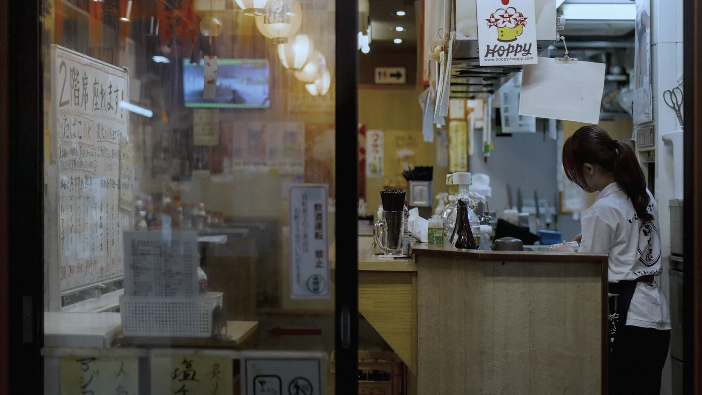 開店前の飲食店の店内